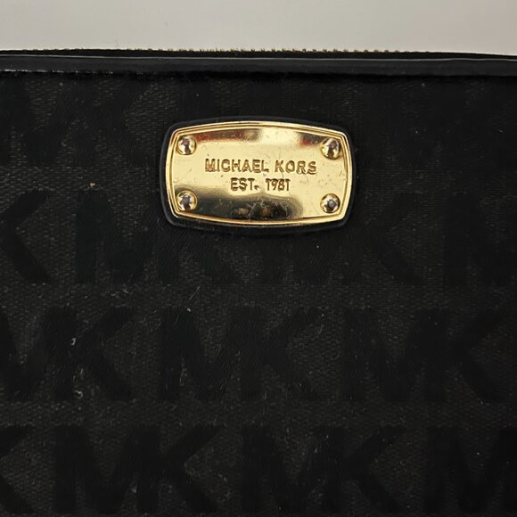 Michael Kors wallet - Picture 3 of 5